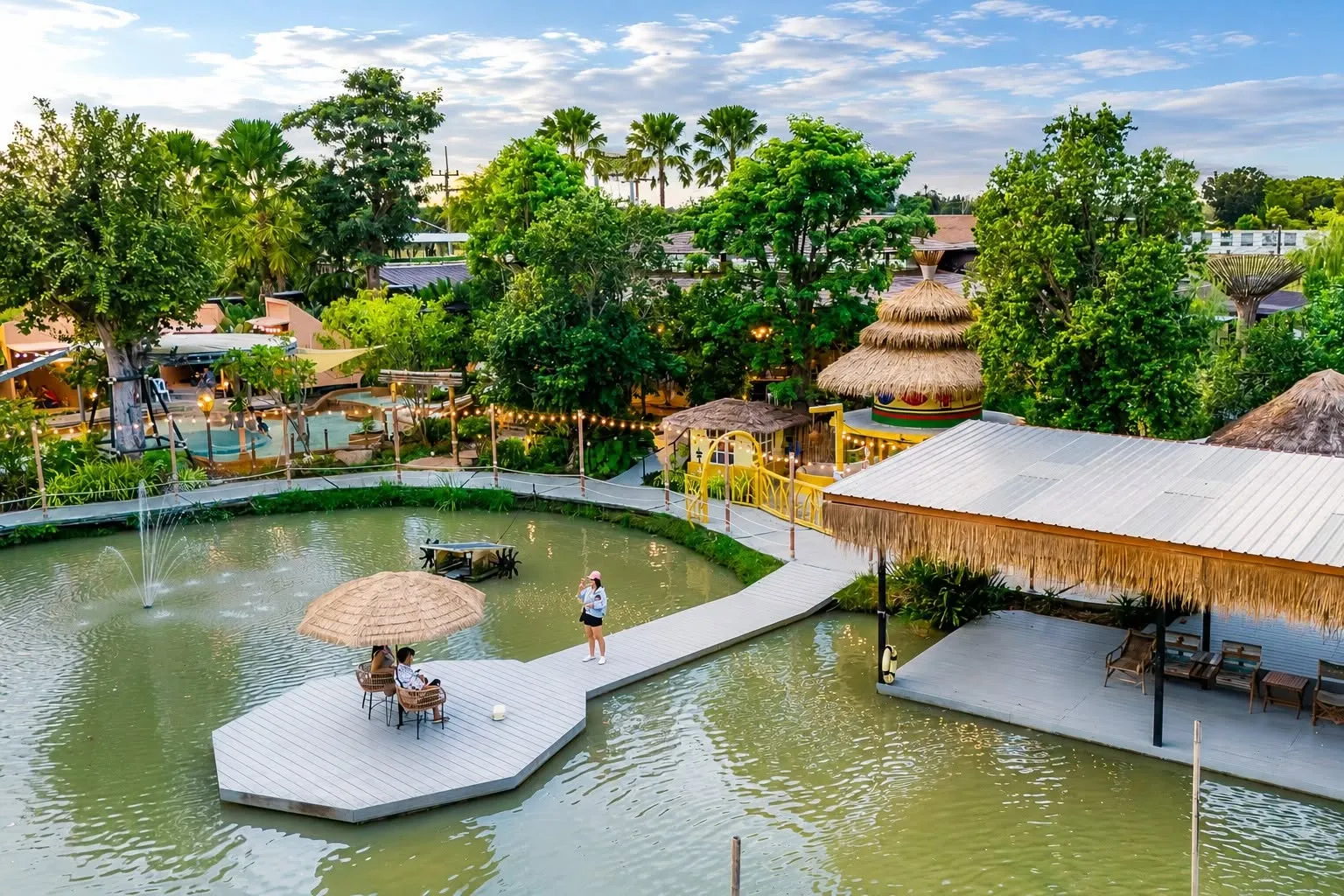 รูปหล่อเลี้ยงฟาร์ม คาเฟ่ (Lhor Liang Farm) 2 จาก 6