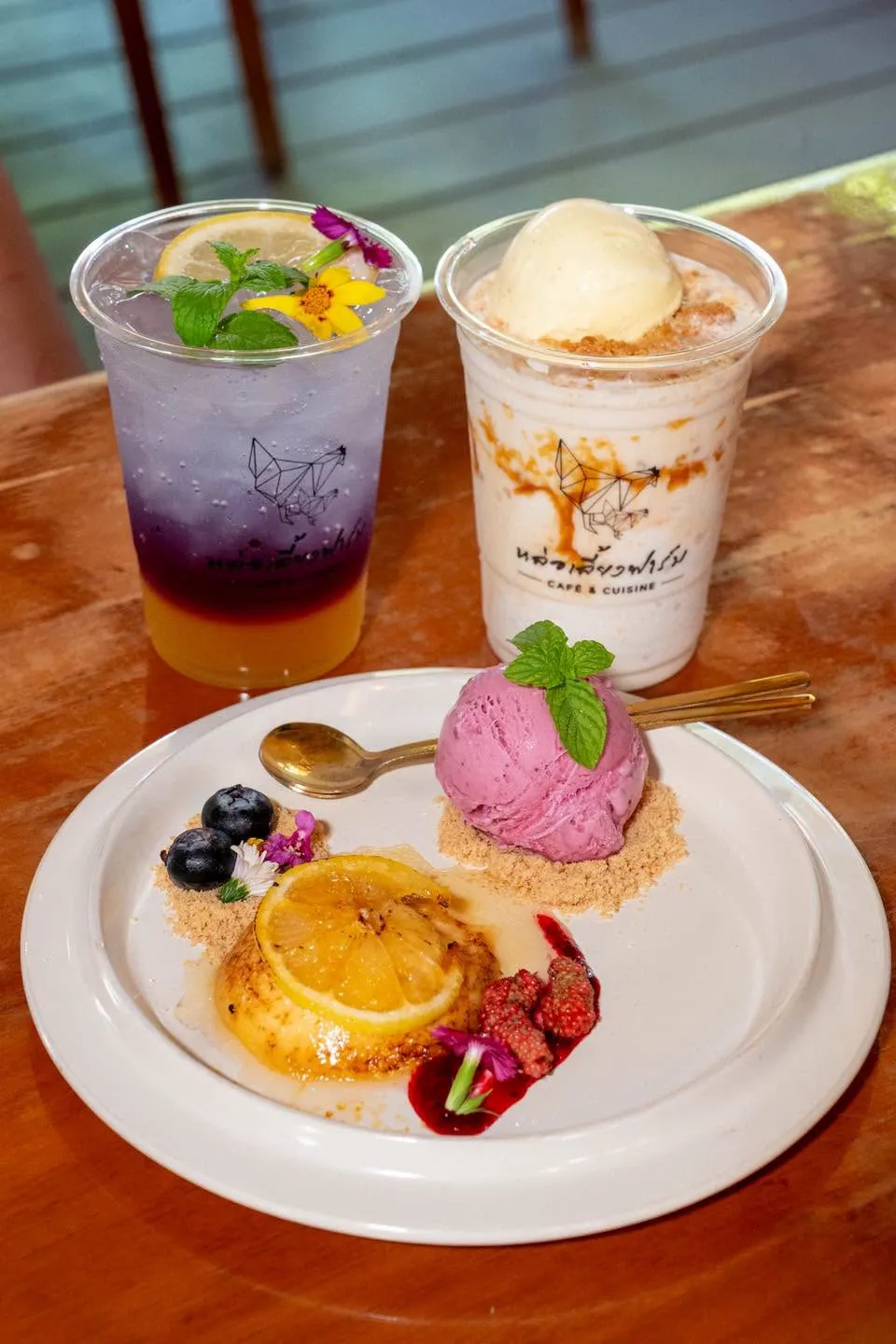 รูปหล่อเลี้ยงฟาร์ม คาเฟ่ (Lhor Liang Farm) 4 จาก 6